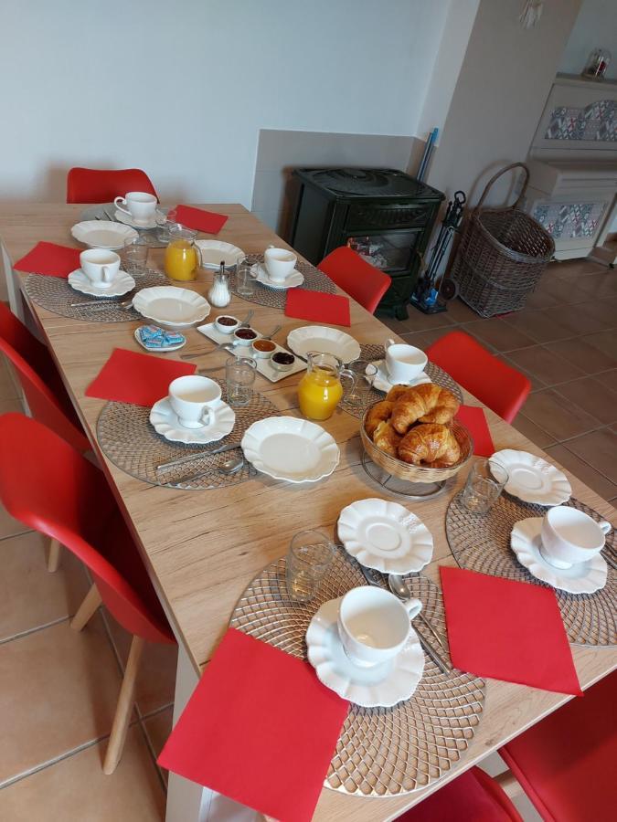 Le Moulin De L'Etang 호텔 Chaneins 외부 사진